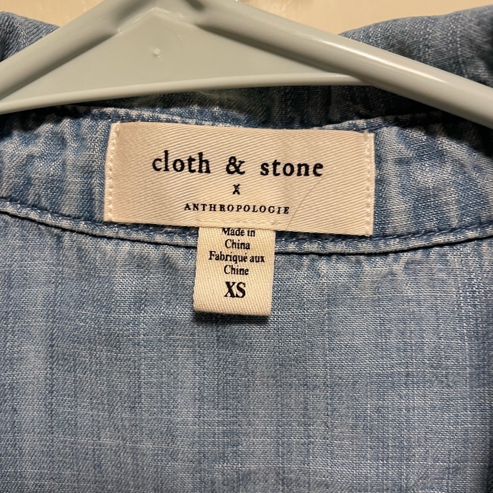 Cloth & stone button up - Picture 2 of 2